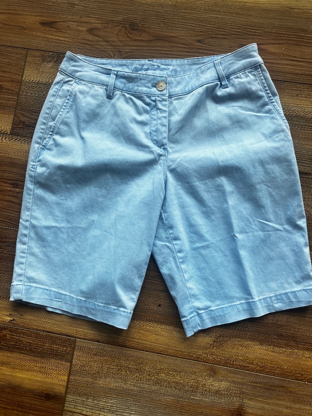 Tommy Bahama Women's Boracay Bermuda Shorts Light Blue Size 6